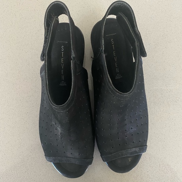 Booties - Picture 4 of 6